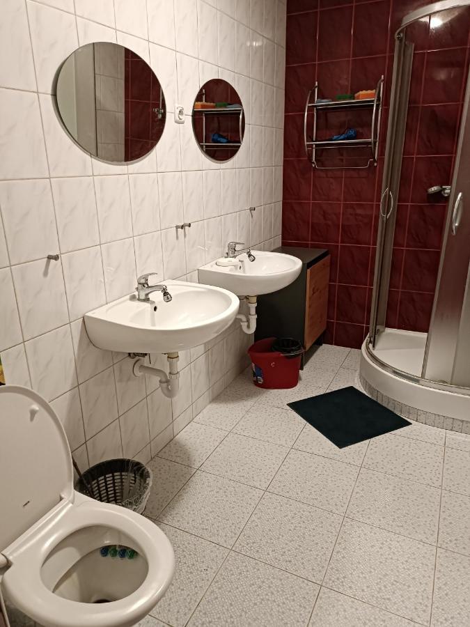 Hostel Sunrise Liwska Varşova Dış mekan fotoğraf
